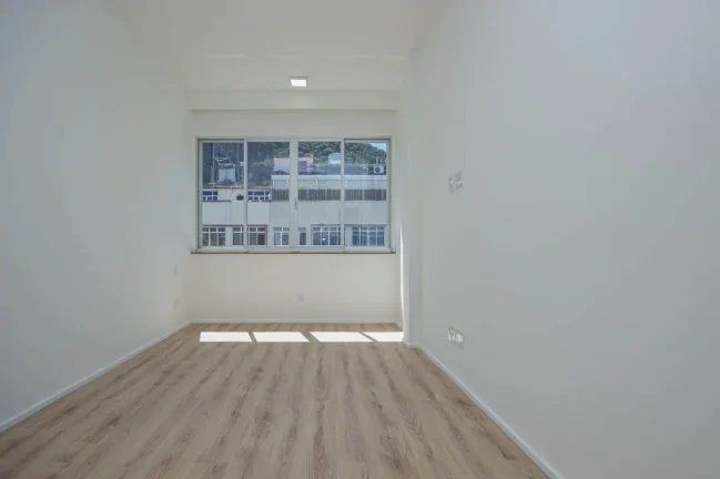 Imagem Apartamento 106M², 2Q, 1 Suíte, 2 Banheiros, 1 Vaga, Churrasqueira, Playground, Salão de Festas e Jogos.
