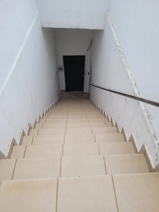 Imagem Casa em uma rua tranquila na Zona Norte - 100M² de área construída, 4 Dorms, 2 Vagas, Cozinha Ampla.