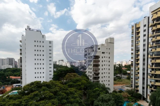 Imagem Cobertura de Luxo em Moema, São Paulo - 3 Quartos, 3 Suítes, 2 Salas, 6 Banheiros, 4 Vagas, 389m² de Área