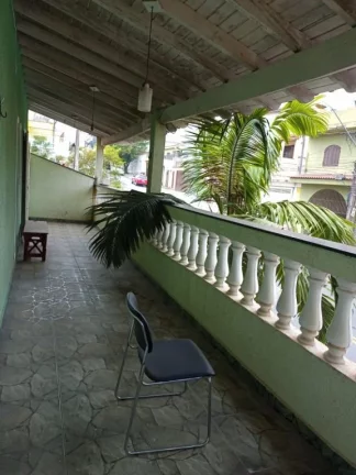 Imagem Sobrado com 3 dormitórios à venda, 220 m² por R$ 700.000,00 - Cidade Edson - Suzano/SP