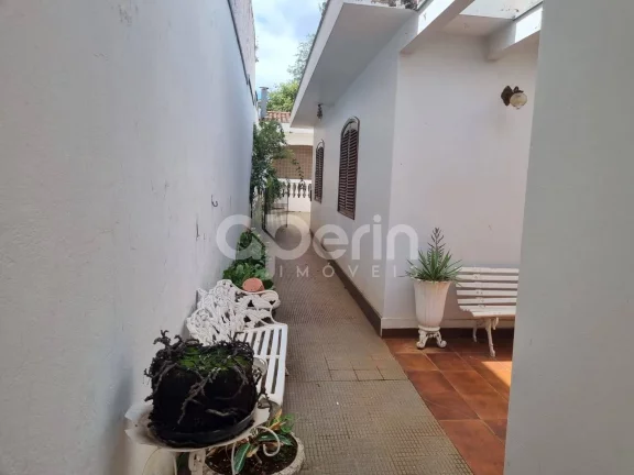 Imagem Casa à venda - Centro