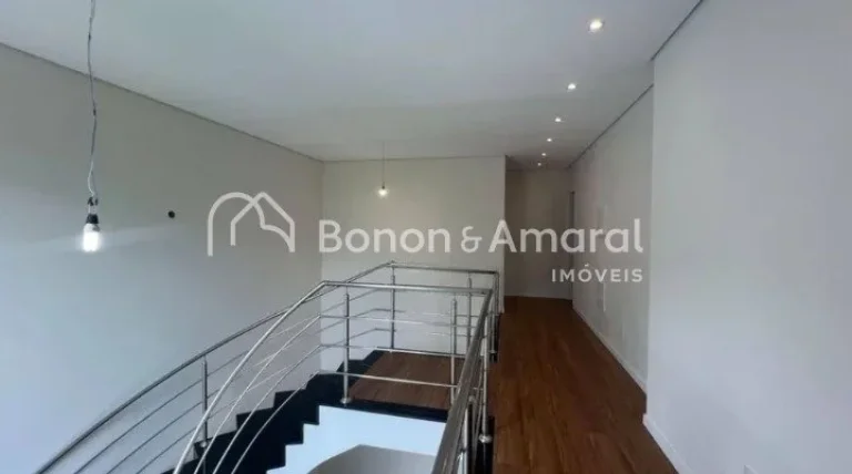 Imagem Em uma das regiões mais desejadas de Valinhos, no exclusivo Residencial Vila de São Lourenço, enc...