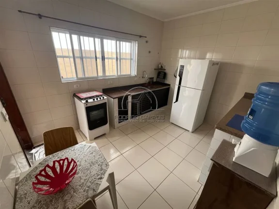 Imagem Espaçosa Casa Térrea 4 Quartos com Piscina em Agenor de Campos