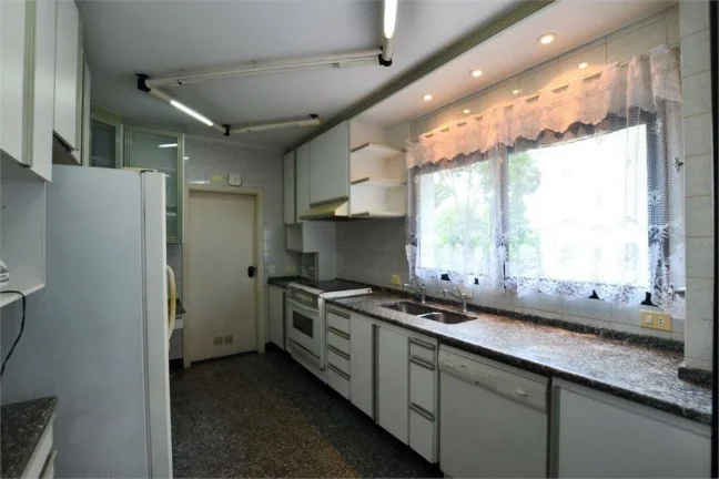 Imagem Apartamento 1 Por Andar Vila Monumento - 200M², 4 Dorms, 2 Suítes, 4 Vagas.