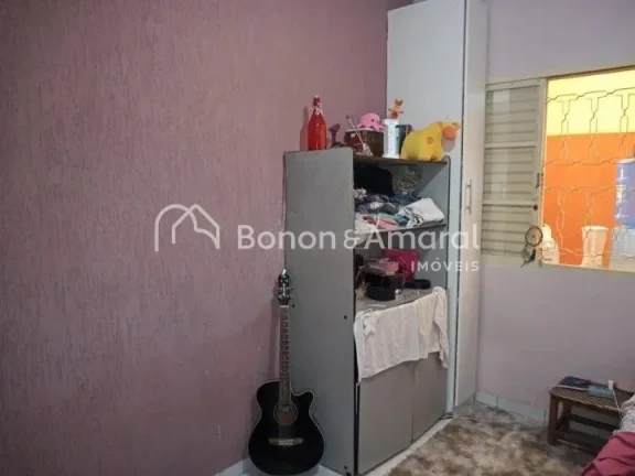 Imagem Casa com 04 Quartos e Edícula à Venda no Taquaral