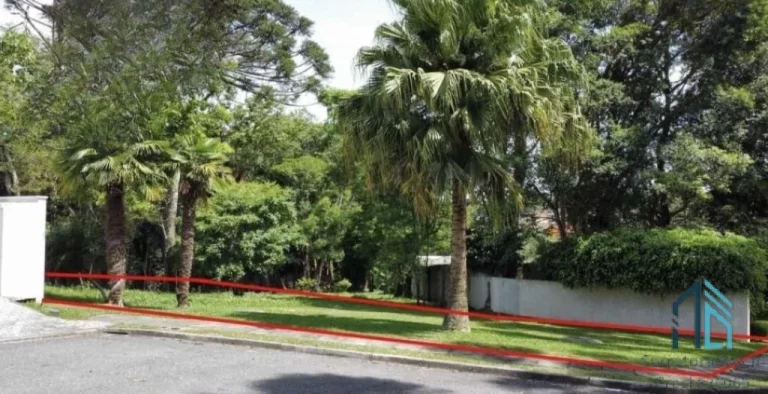 Imagem Terreno em condomínio com área total de 1078,55 m², e área privativa de 862,68 m² Santa Felicidade em Curitiba PR
