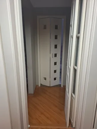 Imagem "Você está cansado de viver cercado por inquilinos barulhentos e vizinhos que trocam todo mês?"
