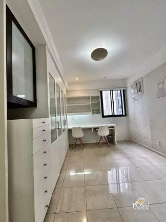 Imagem Ed. LUBIANKA - Amplo Apartamento na Praia de Beverly Hills – 2ª Quadra do Mar