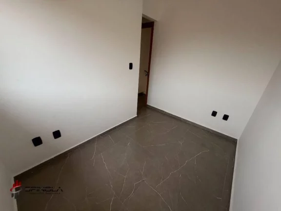 Imagem Sobrado com 2 dormitórios à venda, 57 m² por R$ 360.000,00 - Mirim - Praia Grande/SP