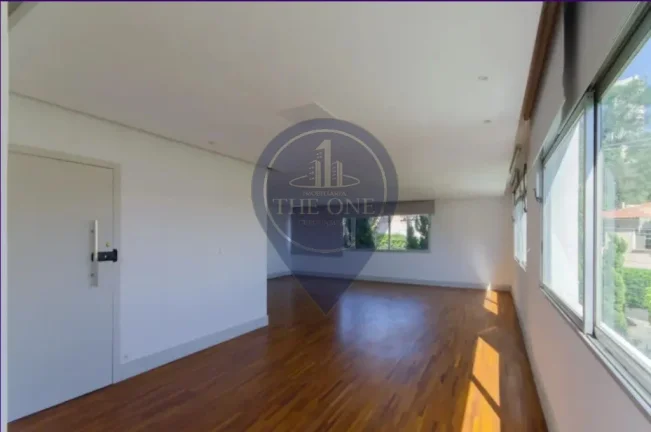 Imagem Luxuoso apartamento de 3 quartos na Vila Monumento, São Paulo-SP: 182m², 1 suíte, 2 salas, 4 banheiros e vaga de garagem.