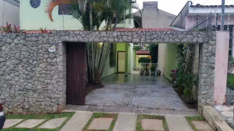 Imagem CASA A VENDA COM 3 DOMITÓRIOS,350 m² POR R$ 750.000,00 - VILA TRUJILO