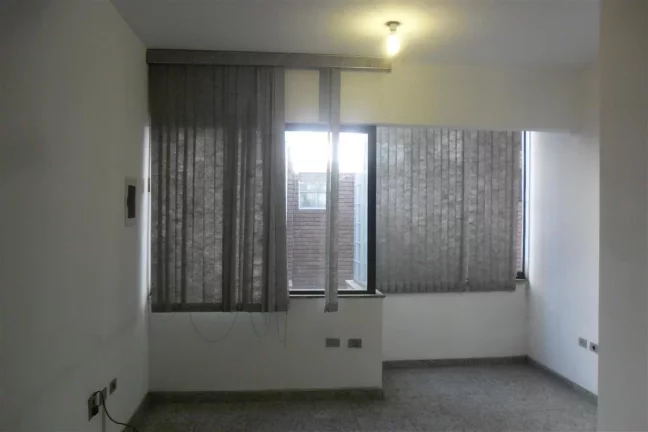 Imagem Sala Comercial para Locação em Barueri / SP no bairro Condomínio Centro Comercial Alphaville