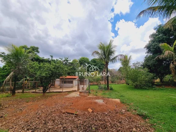 Imagem Sítio à venda em Mateus Leme bairro Portal Serra Azul.