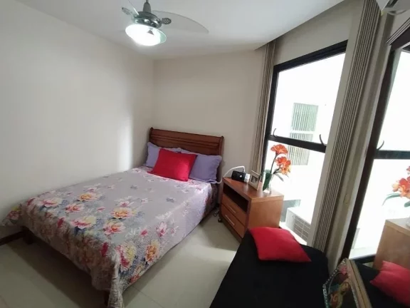 Imagem Excelente Apartamento de Frente para o Mar na Praia do Morro composto por 4 dormitório sendo 3 suítes, com 2 vagas de garagem.