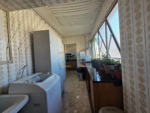 Imagem Apartamento com 126m², possui 3 dormitórios, sendo 1 suíte, sala ampla para dois ambientes, cozin...