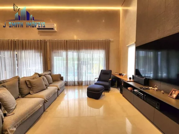 Imagem Casa no Alphaville Granja Viana - Moderna, 3 suítes, gourmet e piscina!
