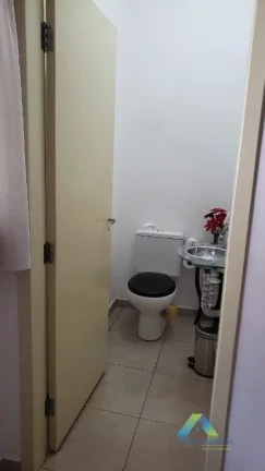 Imagem Linda casa com 260 metros, a poucos minutos da estação do metro São Joaquim com excelente CUSTO X BENEFICIO !!!