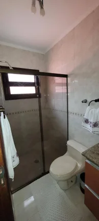 Imagem Sobrado 208 metros 3 Dormitorios sendo 3 Suites 2 Vagas de Garagens