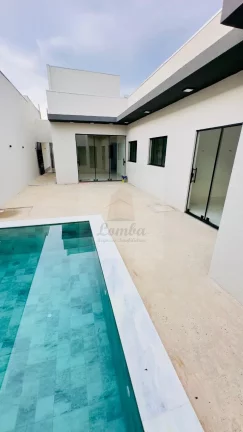 Imagem Imperdível: Casa à venda em Cuiabá-MT, bairro Jardim das Palmeiras, 3 quartos, 1 suíte, 2 salas, 3 banheiros, 2 vagas, 166m².