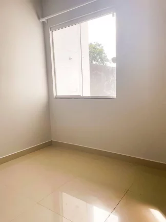 Imagem Casa com 3 Quartos - Estados - FRG - R$315 mil