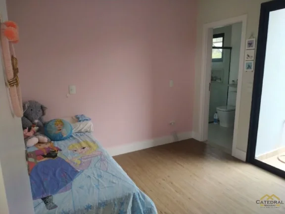 Imagem Casa de 230m2 com 3 quartos e piscina à Venda no Condomínio Ibi Aram II - Itupeva/SP