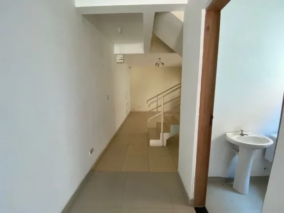 Imagem Sobrado com 2 dormitórios à venda, 72 m² por R$ 350.000,00 - Jardim Varan - Suzano/SP