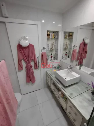 Imagem Apartamento com 2 dormitórios à venda, 80 m² por R$ 1.272.000,00 - Praia do Forte - Cabo Frio/RJ