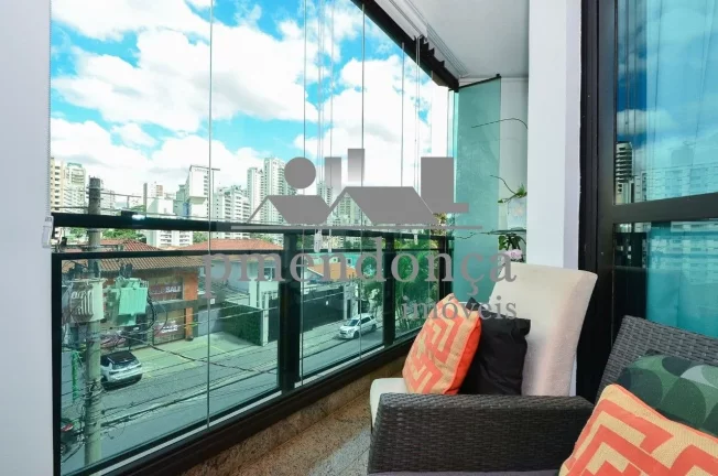 Imagem imóvel excepcional no coração de Perdizes Nobre com 3 suítes e 4 vagas, 230m².