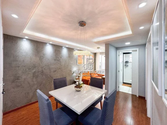 Imagem Apartamento com 2 dormitórios à venda, 49 m² por R$ 275.000,00 - Pimenteiras - Teresópolis/RJ