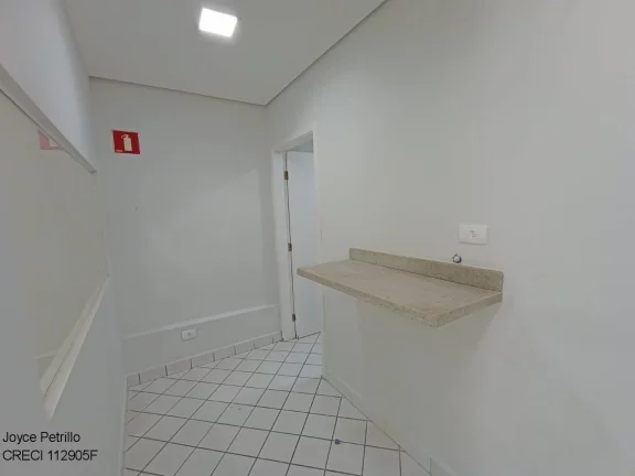 Imagem Excelente oportunidade de locação de um salão comercial no coração da cidade de Peruíbe!