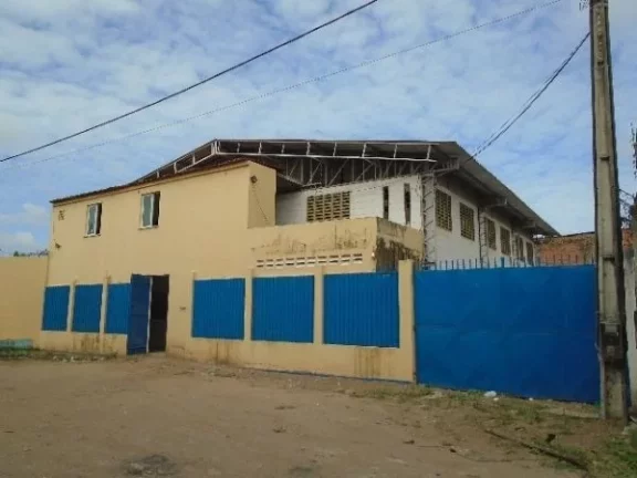 Imagem (GA2139)Galpão 800m² com 02 escritórios, 03 Wcs Sociais.