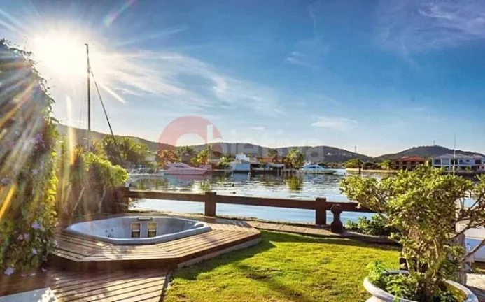 Imagem Casa com 9 dormitórios à venda, 1680 m² - São Bento - Cabo Frio/RJ