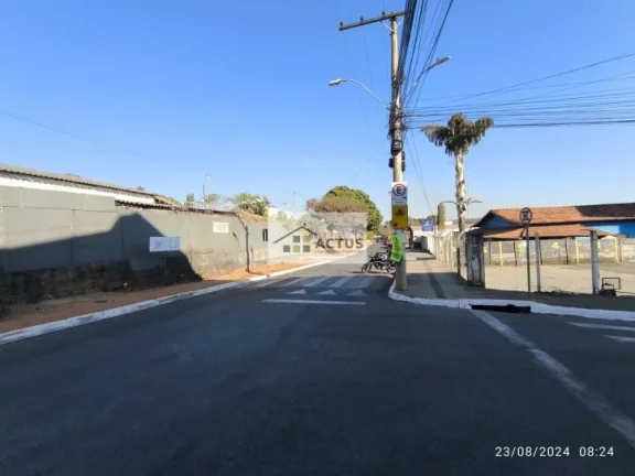 Imagem Imóvel Comercial para Alugar, 270 m² em Vila Carvalho - Ibirité