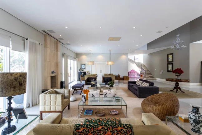 Imagem Casa Alto Padrão Linda no Resid. 12, 1100m², 4 amplas suítes