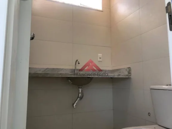 Imagem Casa duplex primeira locação em itaipu,na localidade de Argeu Fazendinha,loteamento na Avenida Central. Casa em centro de terreno com amplo espaço par