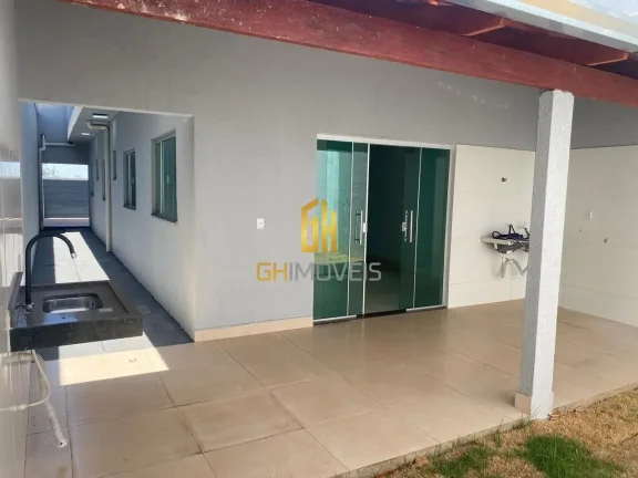 Imagem Casa com 3 quartos no Vila Oliveira, em terreno com 198m² com 123m² de área construída possui:- ...