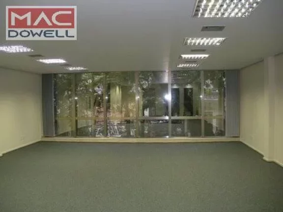 Imagem Prédio comercial de 420 m² / 4 Andares - LOCAÇÃO - Humaitá / RJ
