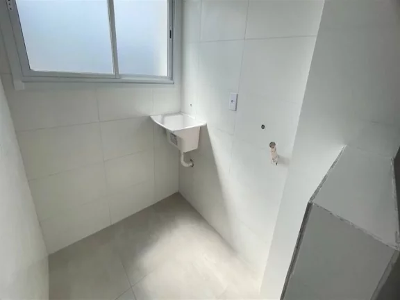 Imagem Apartamento com 1 dormitório à venda, 55 m² por R$ 335.000,00 - Guilhermina - Praia Grande/SP