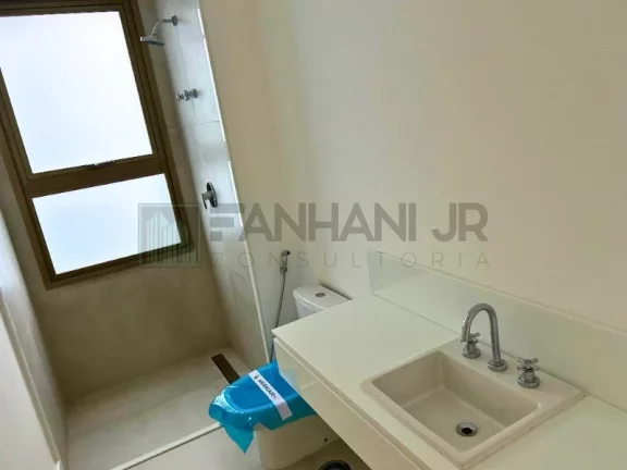 Imagem Imperdível: Apartamento de Alto Padrão com 3 Suítes no Jardim América, São Paulo - 239m², 3 Vagas. Venha Conferir!