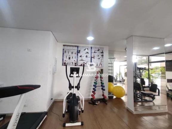 Imagem Pitangueiras - Uma quadra do mar, com maravilhosa vista, 2 vagas de garagem, churrasqueira salão de jogos e academia.