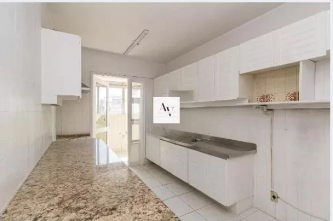 Imagem Apartamento à venda no bairro Moinhos de Vento - Porto Alegre/RS