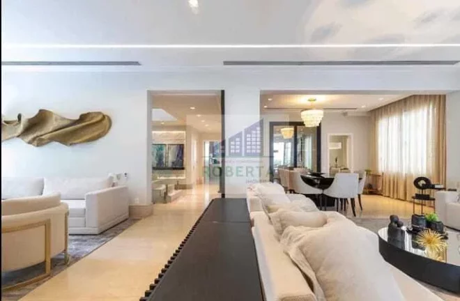 Imagem CASA À VENDA NO JARDIM PETRÓPOLIS COM 4 DORMITÓRIOS