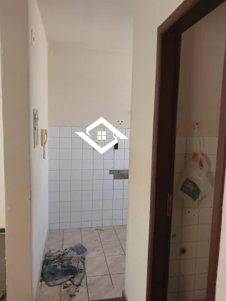 Imagem Alugo apartamento no Condomínio Toulon