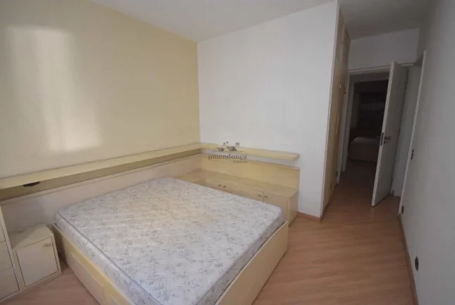 Imagem Apartamento amplo no Higienópolis, reformado e pronto para morar, piso em tabuas corridas, Quartos ...