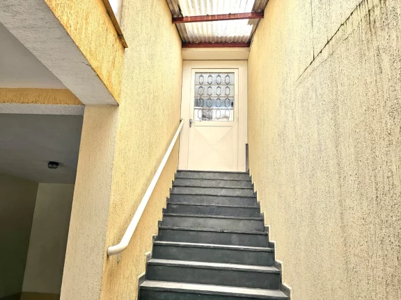 Imagem VENDO LINDO SOBRADO COM 03 SUÍTES NO JARDIM PALMARES!