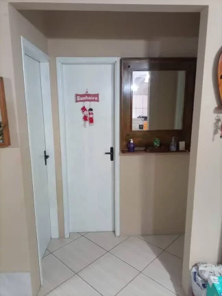 Imagem Ótimo Investimento !!! - Casa, e mais dois Kit Nets, centro de Pinhal