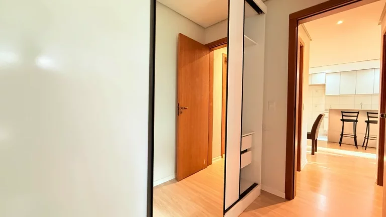 Imagem Apartamento à venda em Porto Alegre, Menino Deus, com 2 quartos, 61,29m2