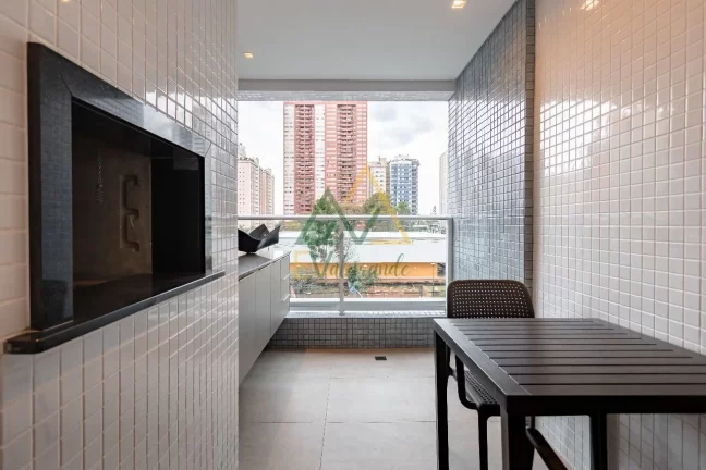 Imagem Apartamento Alto Padrão à venda Centro Curitiba PR