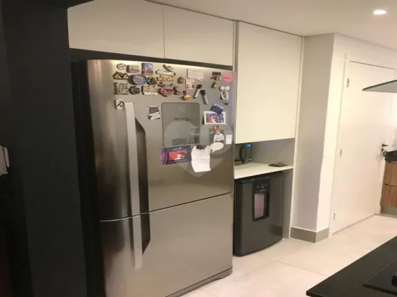 Imagem Apartamento à venda com 2 quartos, sendo 1 suíte, no condomínio Firenze, São Paulo - SP
