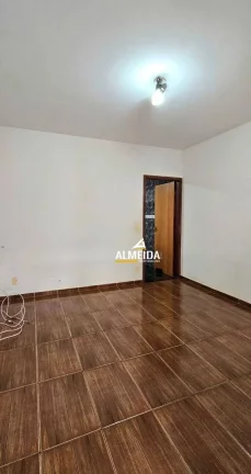 Imagem Casa com 3 dormitórios à venda por R$ 390.000,00 - Jardim Mirassol - Rio Claro/SP